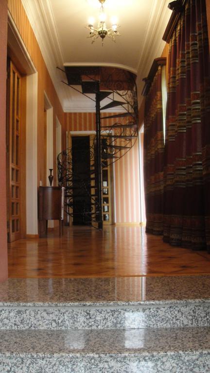 David Guest House Kutaisi Ngoại thất bức ảnh