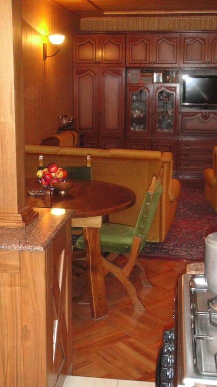 David Guest House Kutaisi Ngoại thất bức ảnh